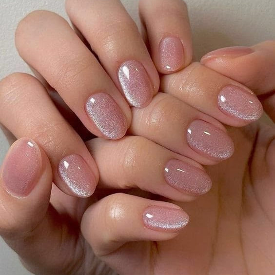 Manicura + cat eye