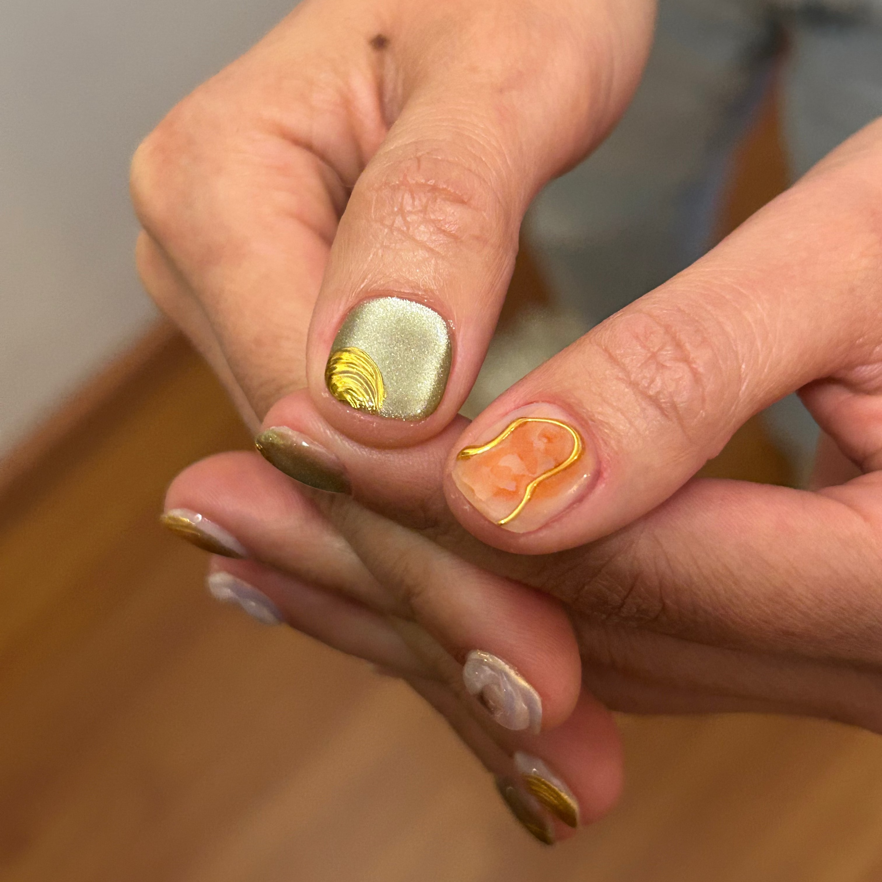 Manicura + cita de arte (premium)